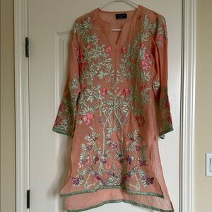 Brand New Sana Safinaz Kameez. Size Medium